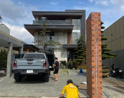 Xây dựng cổng thông minh cho biệt thự sang trọng