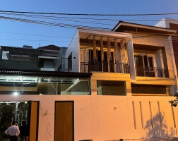 Giải pháp an toàn điện, lắp đặt hệ thống đèn trang trí cho nhà phố