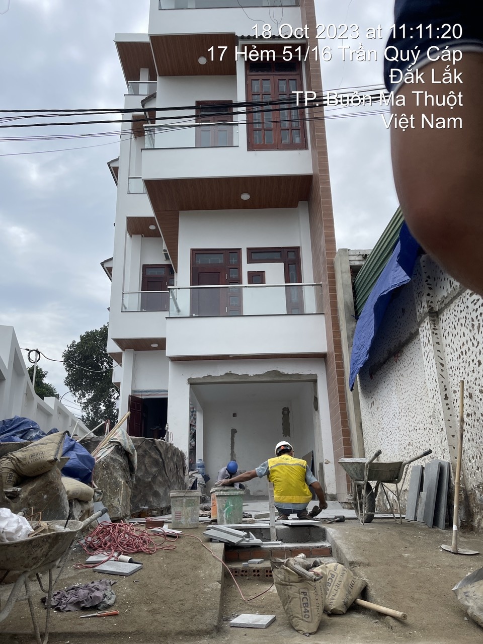 Thi công giải pháp nhà thông minh, hệ thống an ninh cao cấp, cổng tự động..