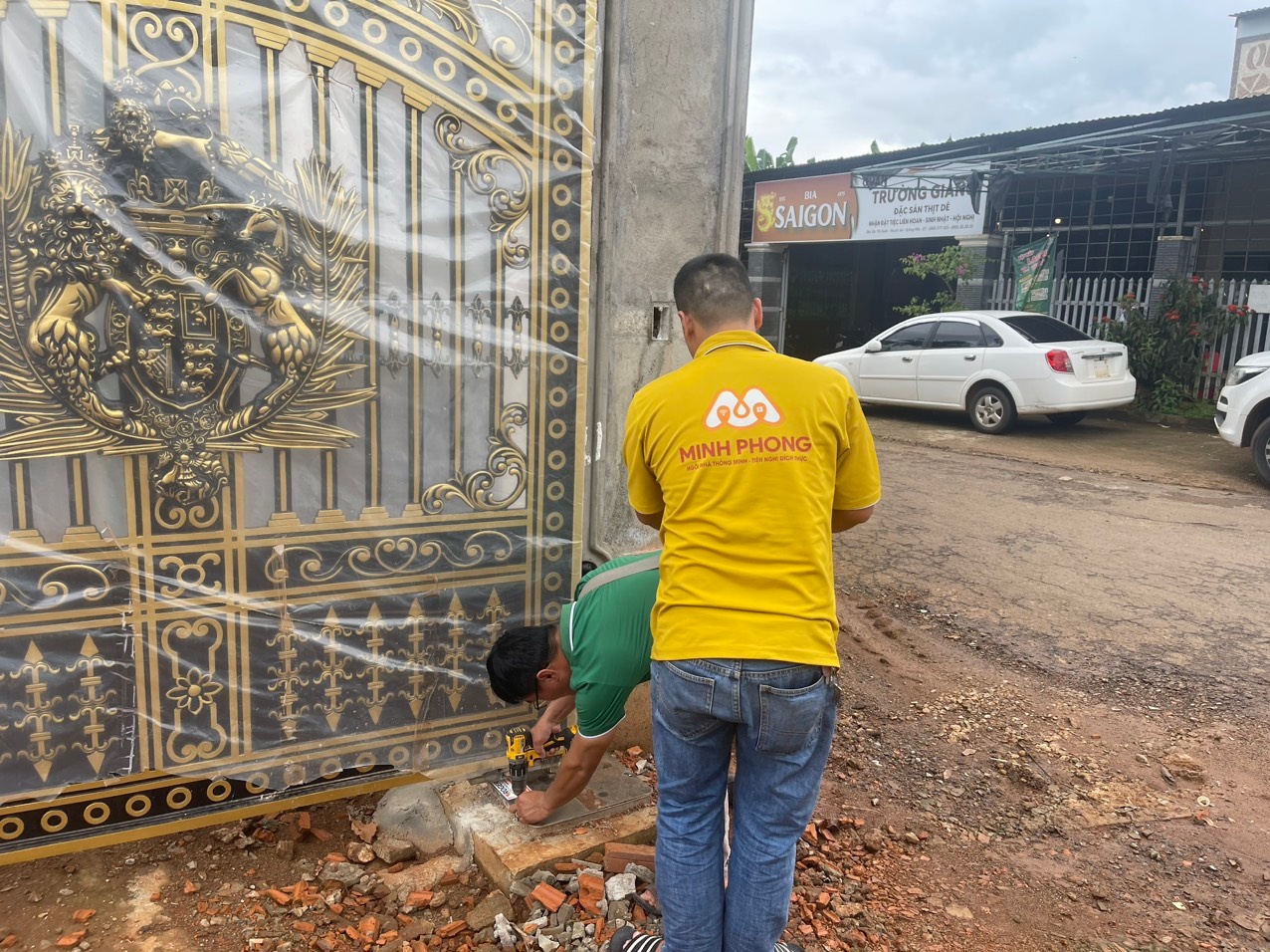  Thi công mô tơ cổng tự động âm sàn Roger, chuông cửa màn hình, giải pháp an toàn điện, hệ thống an ninh